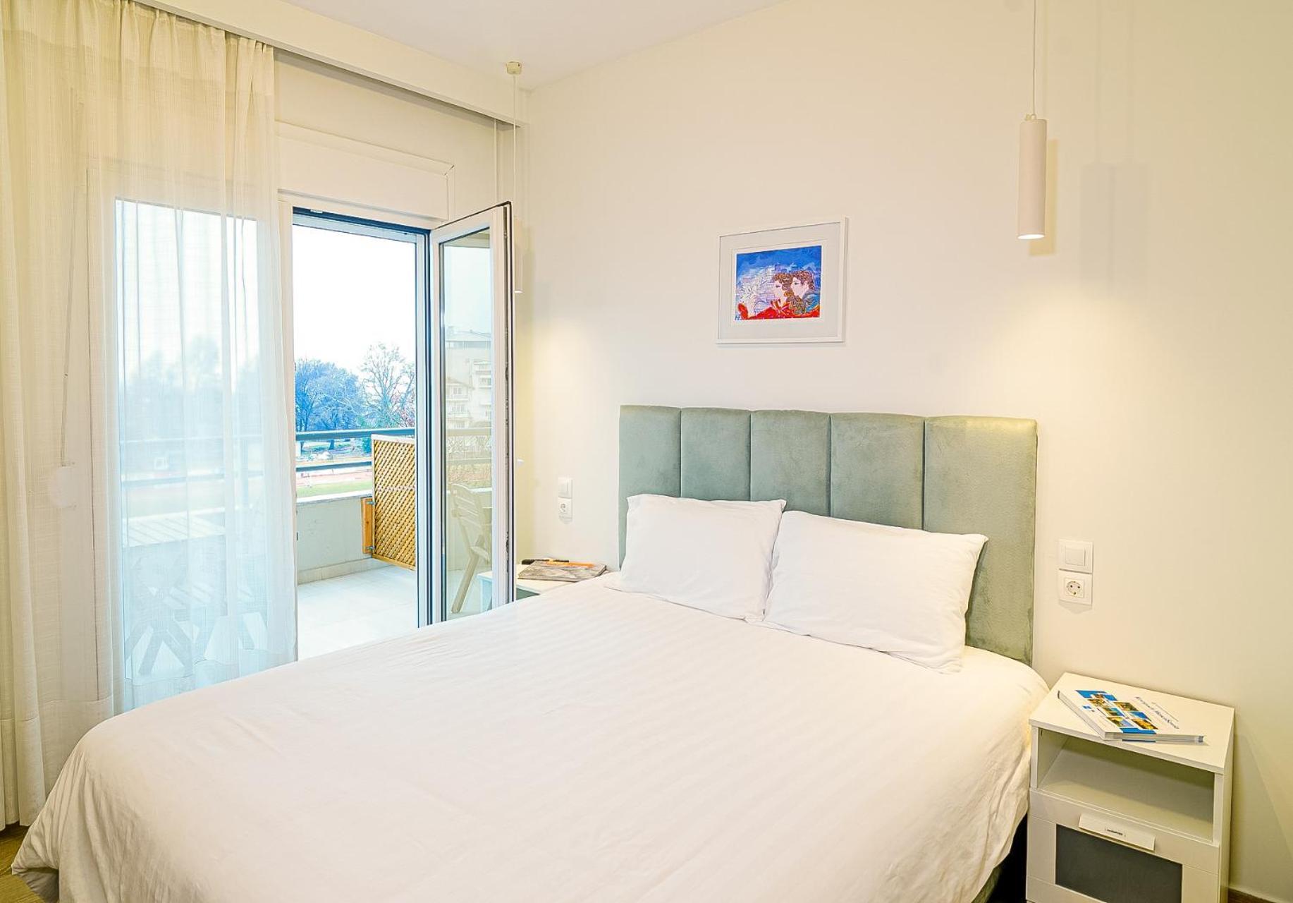 Eternal Suites เอเดสซา ภายนอก รูปภาพ