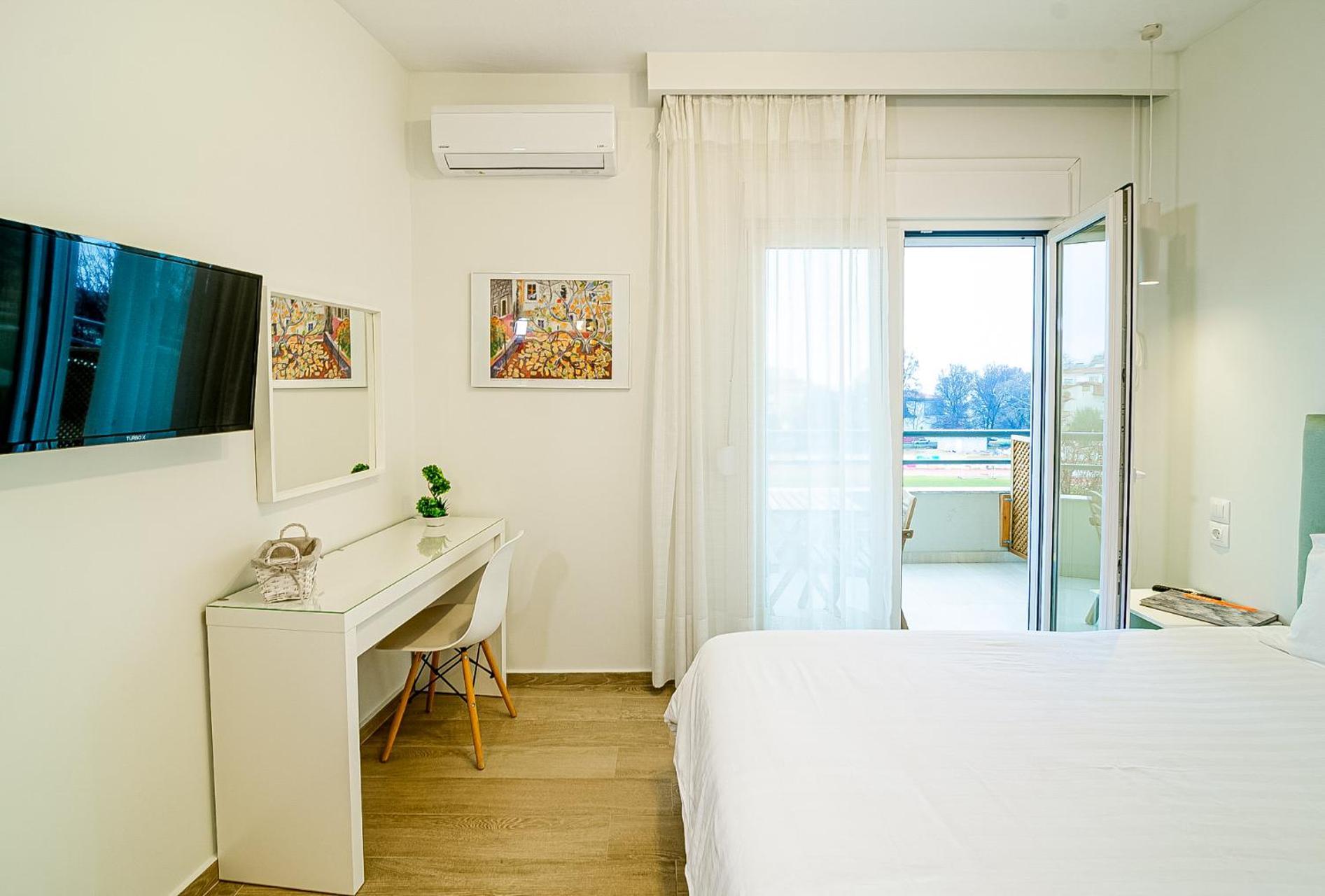 Eternal Suites เอเดสซา ภายนอก รูปภาพ